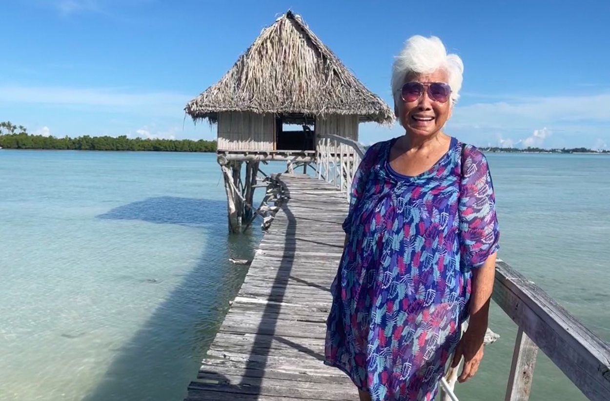 79-річна об'їздила всі 193 країни світу 79-річна об'їздила всі 193 країни світу