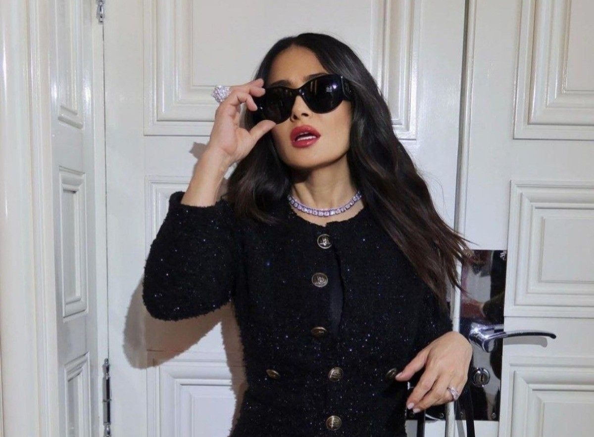 Сальма Гаєк надає перевагу натуральному волоссю Сальма Гаєк надає перевагу натуральному волоссю