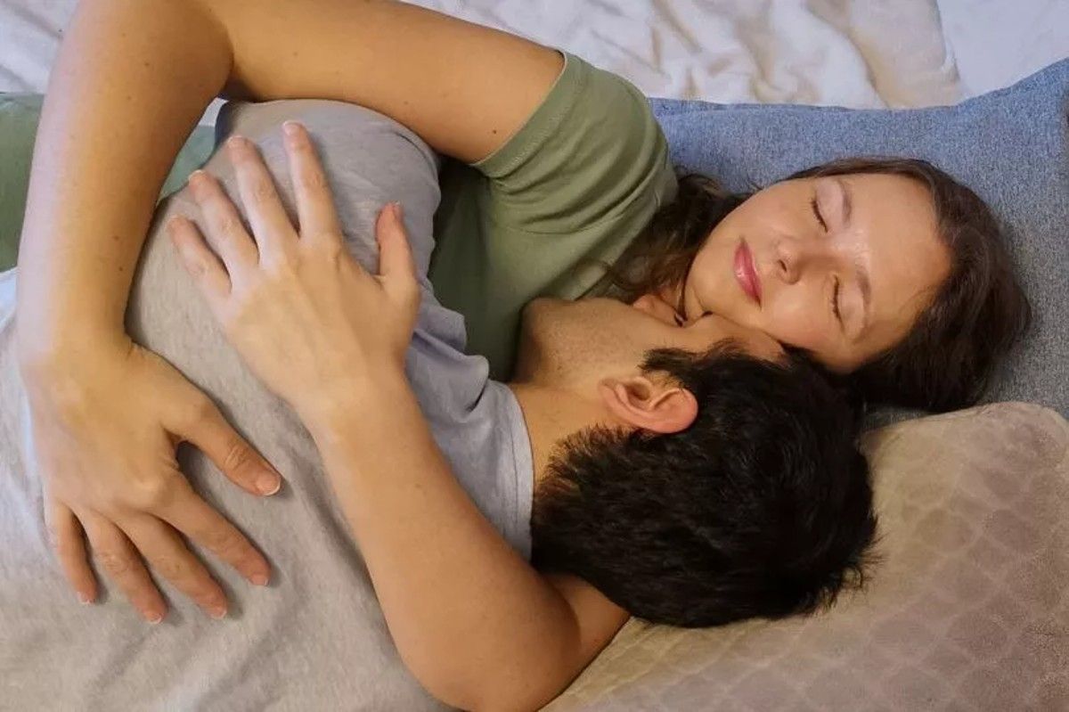 Обійми мають цілющі властивості Обійми мають цілющі властивості