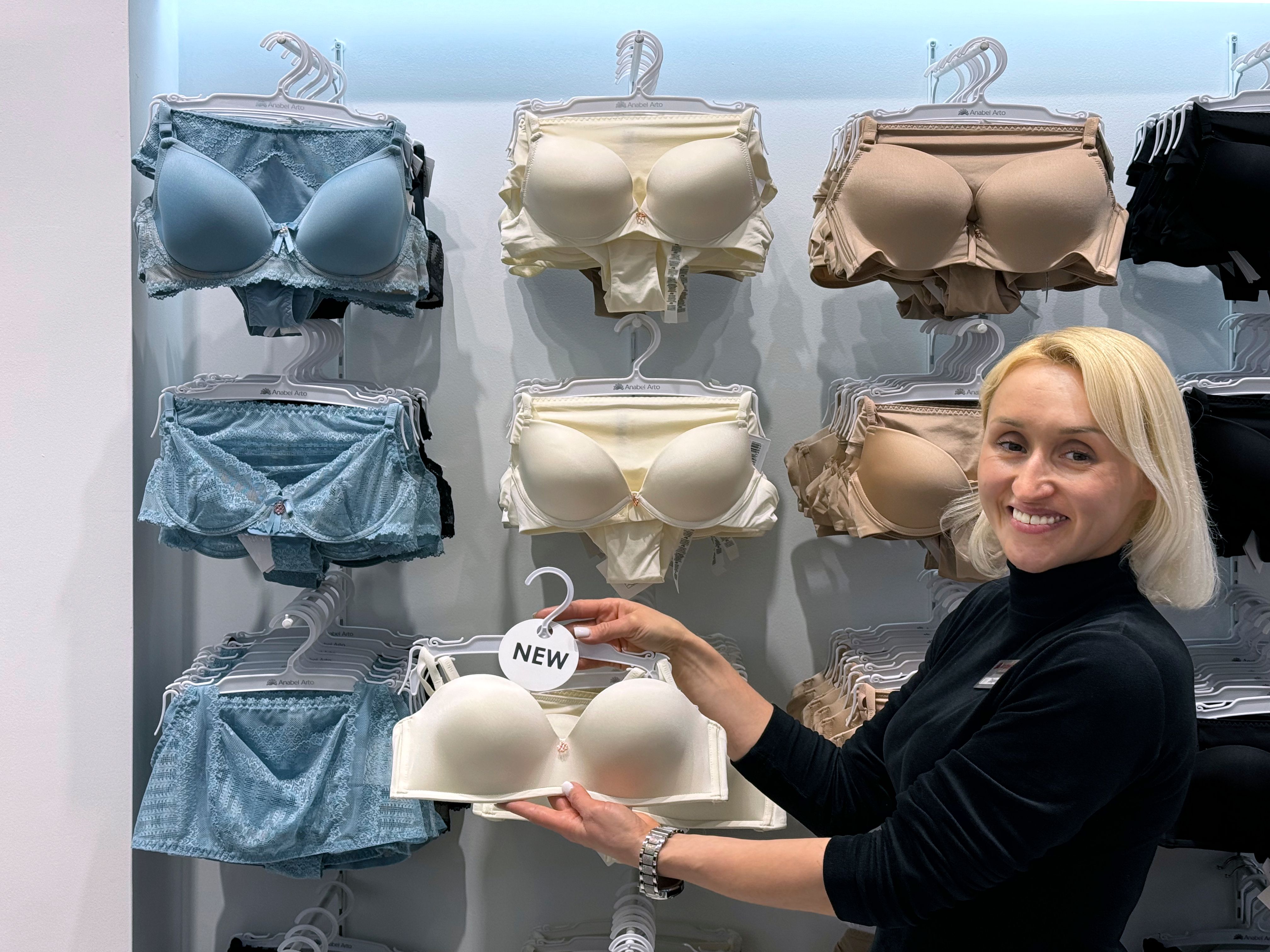 Майже кожна жінка робила їх: найпоширеніші помилки при виборі бюстгальтера - Life Майже кожна жінка робила їх: найпоширеніші помилки при виборі бюстгальтера - Life