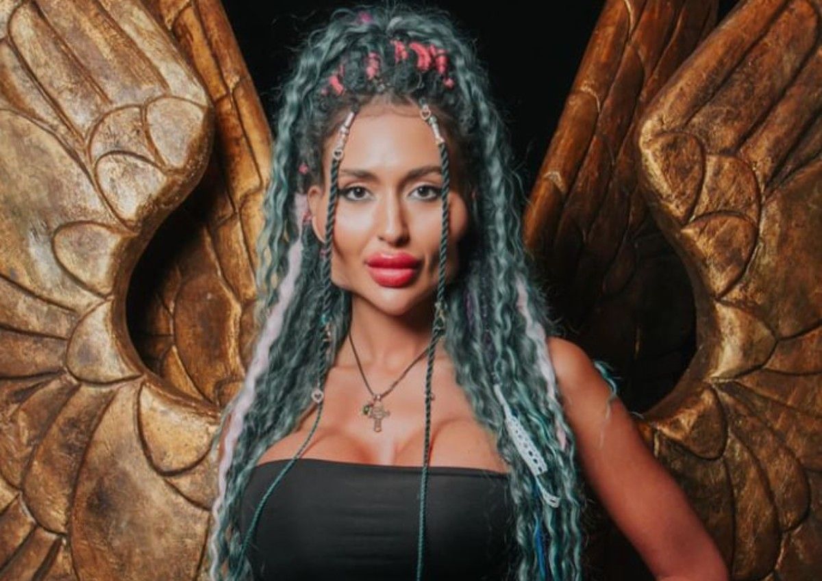 Женщина раньше имела абсолютно естественный вид Женщина раньше имела абсолютно естественный вид